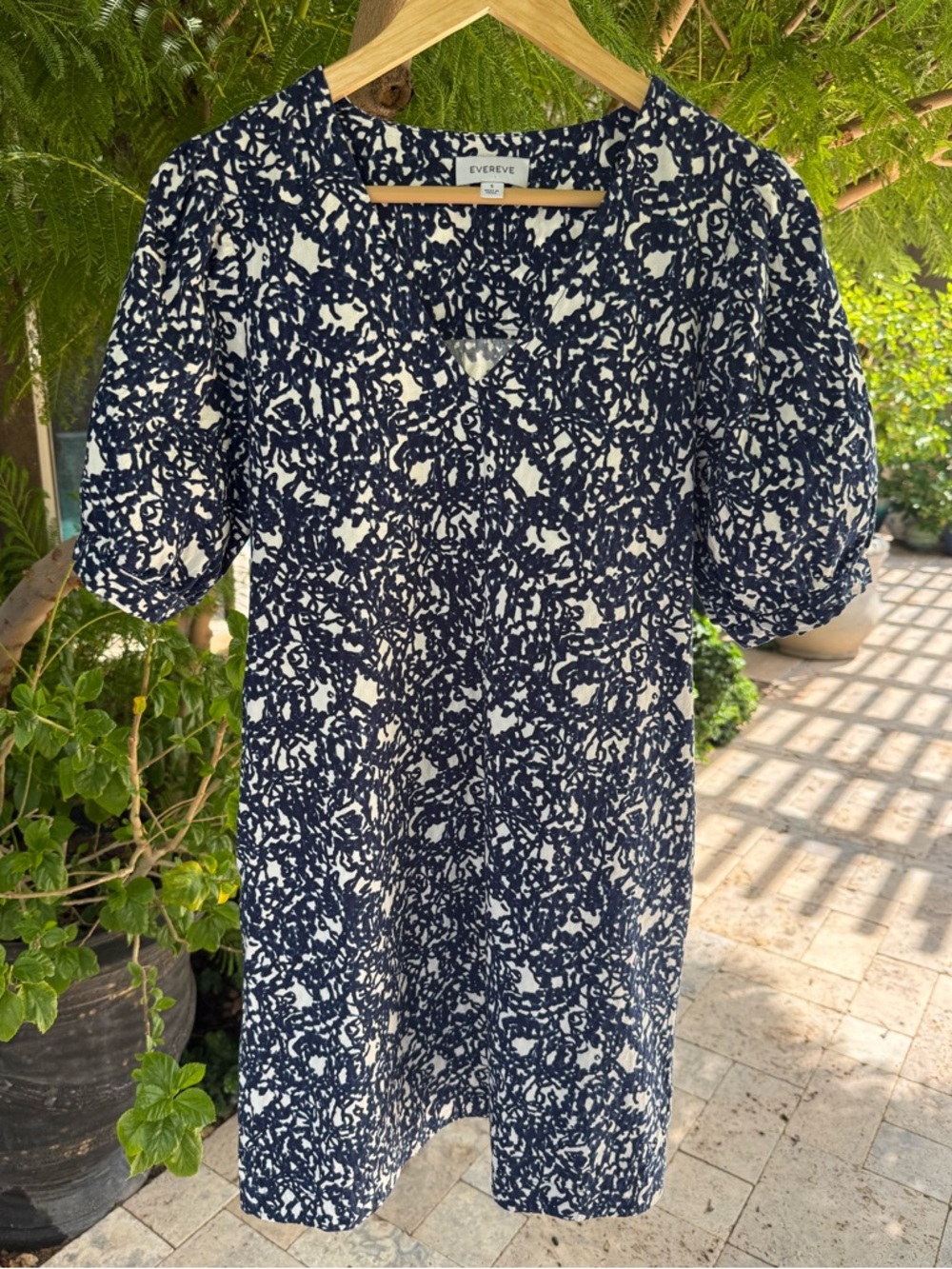 EVEREVE Shay Mini Dress Navy White Puff Sleeve V Neck Pockets S